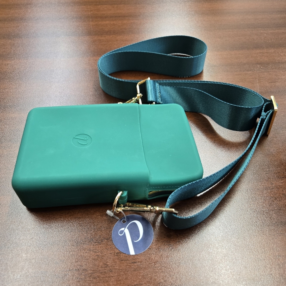 Peepers Green Crossbody Bag - Picture 9 of 12